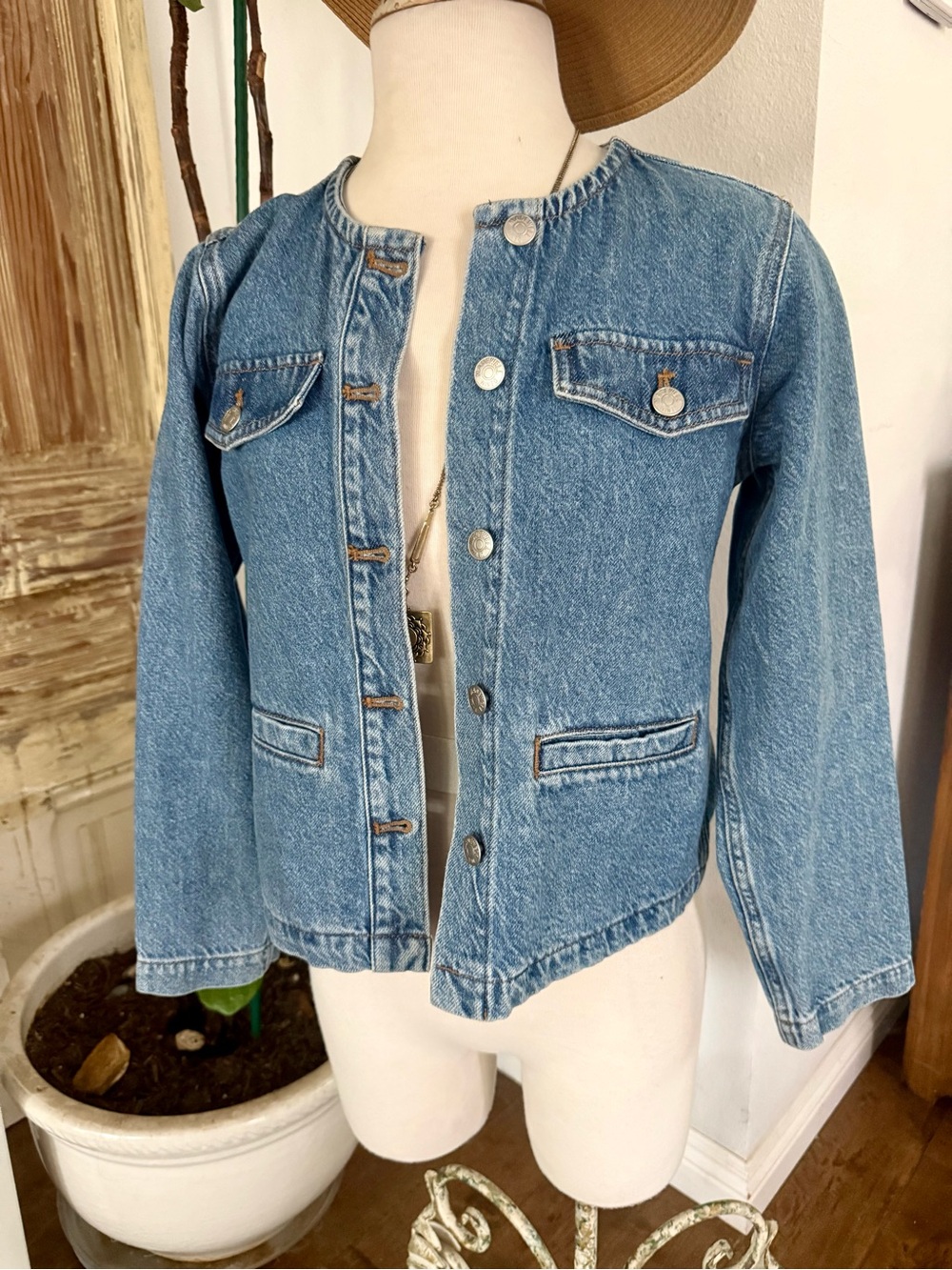 Madewell Women's Light Blue Denim Jacket
